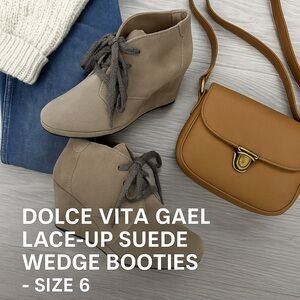 Dolce Vita Gael Lace Up Suede Wedge Booties Size 6